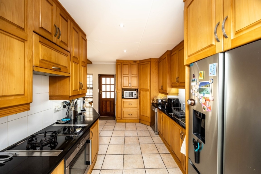 4 Bedroom Property for Sale in Beacon Bay Eastern Cape